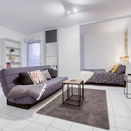 Apartament Studio Avec Wifi A *